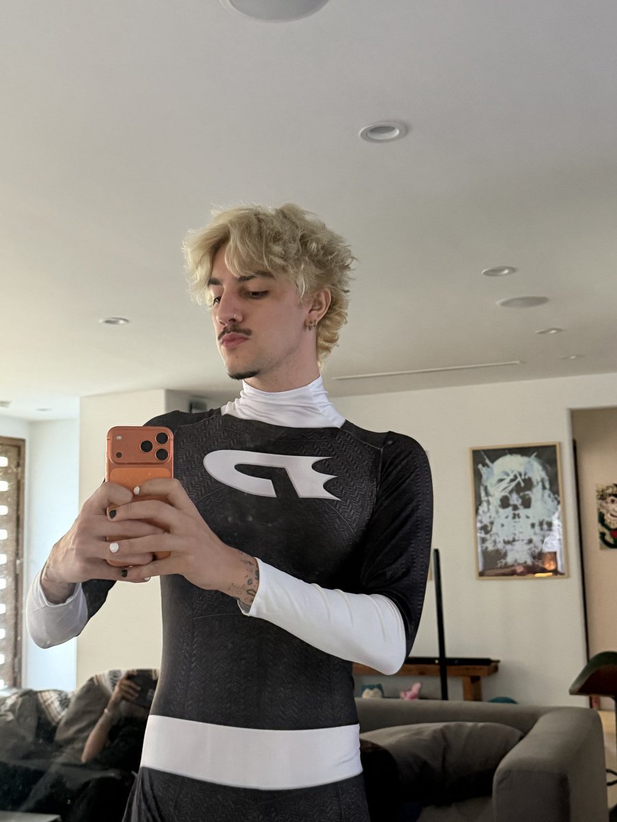 Gwhip333's tweet photo. DANNY PHANTOM STREAM TODAY https://t.co/9L9tZTZMio