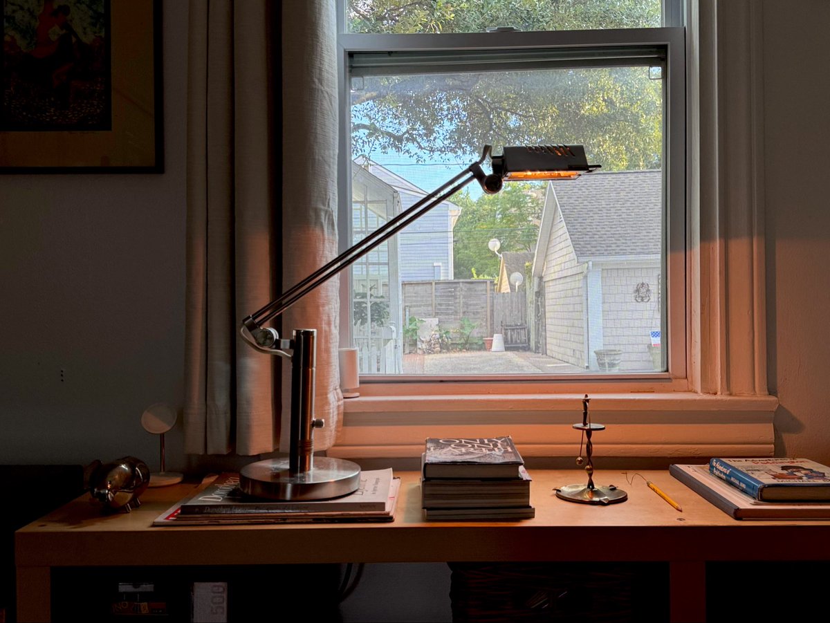 ciaokumar's tweet photo. I bought two perfect lamps today. https://t.co/S8NmT5eKCy