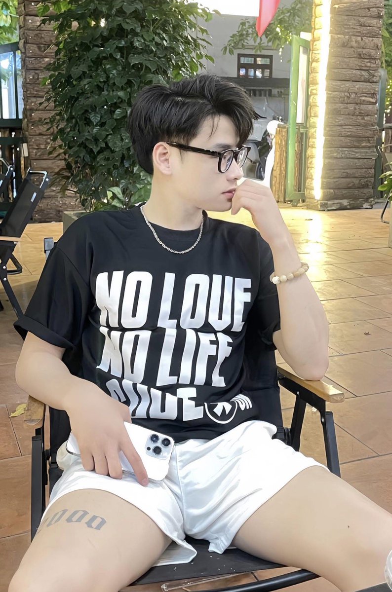 mohamed_020000's tweet photo. hello mấy ní😚 https://t.co/KgfOm8xKv7