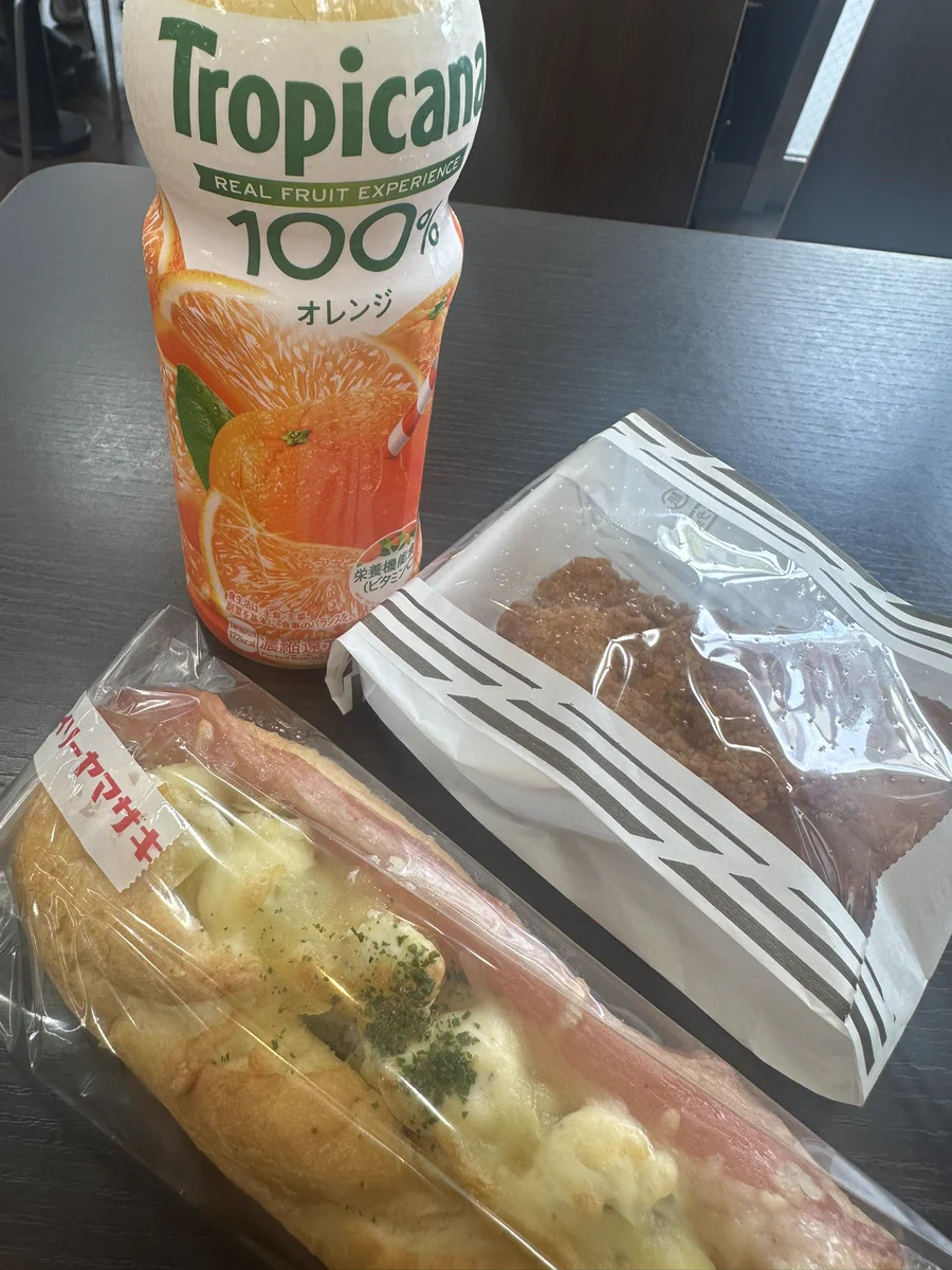 ぶ た ぱ ん 805 🥬🍉(🔪 ᐛ )🌸🩵👀🐷🍞 on X: 