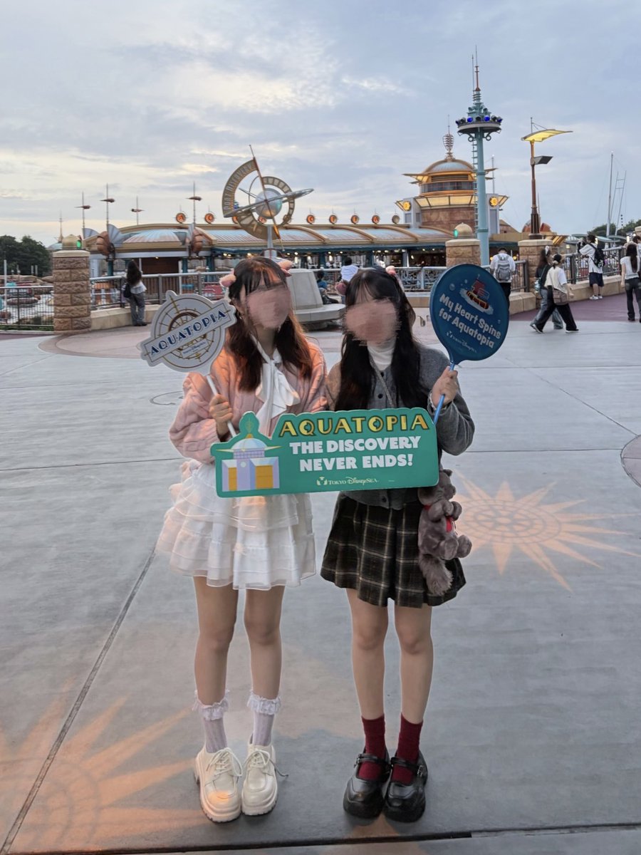 Mon0aw's tweet photo. 妹ちゃんと🐭🏰🪄︎︎ https://t.co/BIXqoQPRTk