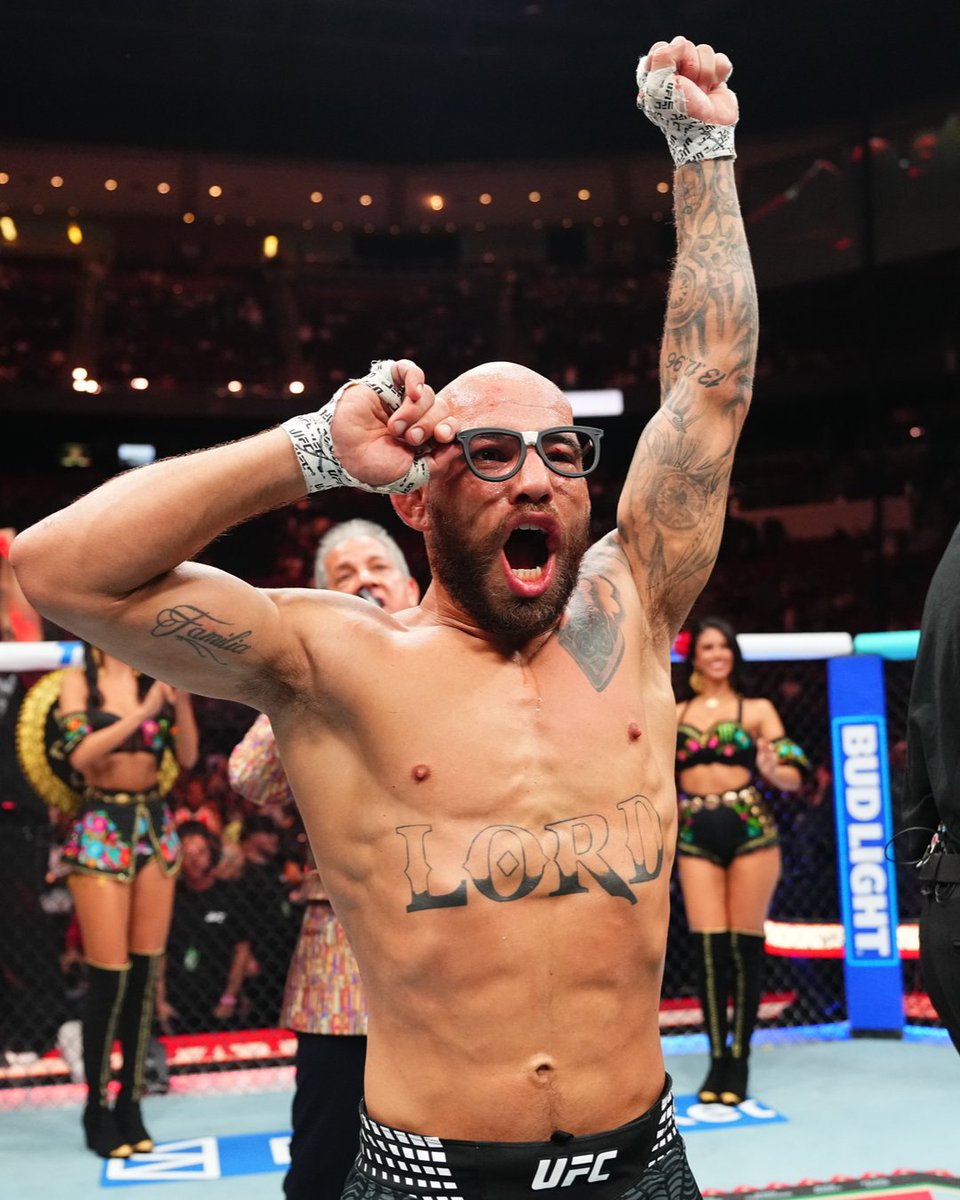 ufc's tweet photo. Outdogged him

@JeanSilvamma96 proved there are levels to this game!

[ @ParamountPlus ] https://t.co/G7bo44cSxH