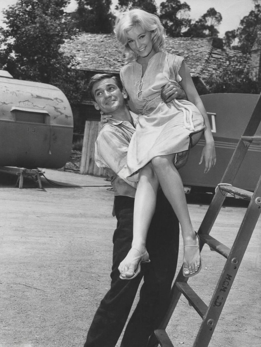 TheOldHollywood's tweet photo. Rod Taylor and Yvette Mimieux between takes on the set of The Time Machine (1960) https://t.co/uLCB0XhHyt
