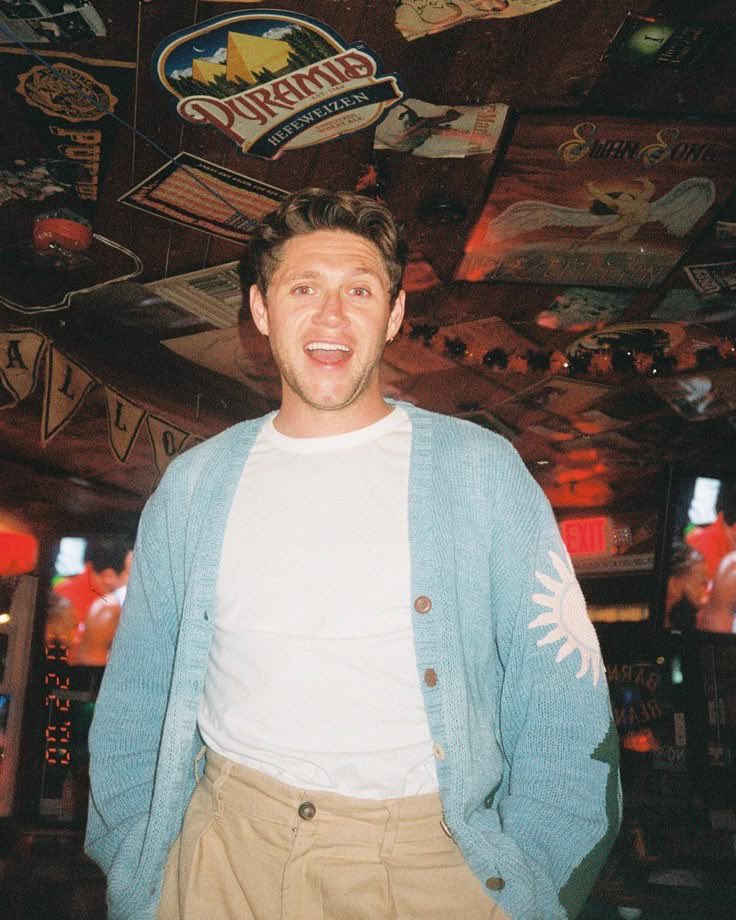 NHGALLERY93's tweet photo. Happy birthday to our favorite Irish boy 🎂

Today, Niall Horan turns 33 and we couldn’t be happier to celebrate another chapter of his life.
Watching him grow into the incredible person and artist he is today has been so special. Through all the eras, albums, tours, memories and songs that found us when nothing made sense, we’ve been here for so much of it.
To the friends who became family, the laughs, the tears and everything in between… thank you, Niall, for growing alongside us and giving us so many beautiful memories. 

Here’s to 33 and all the beautiful things still to come. We’re so lucky to be here. 🤍🌟