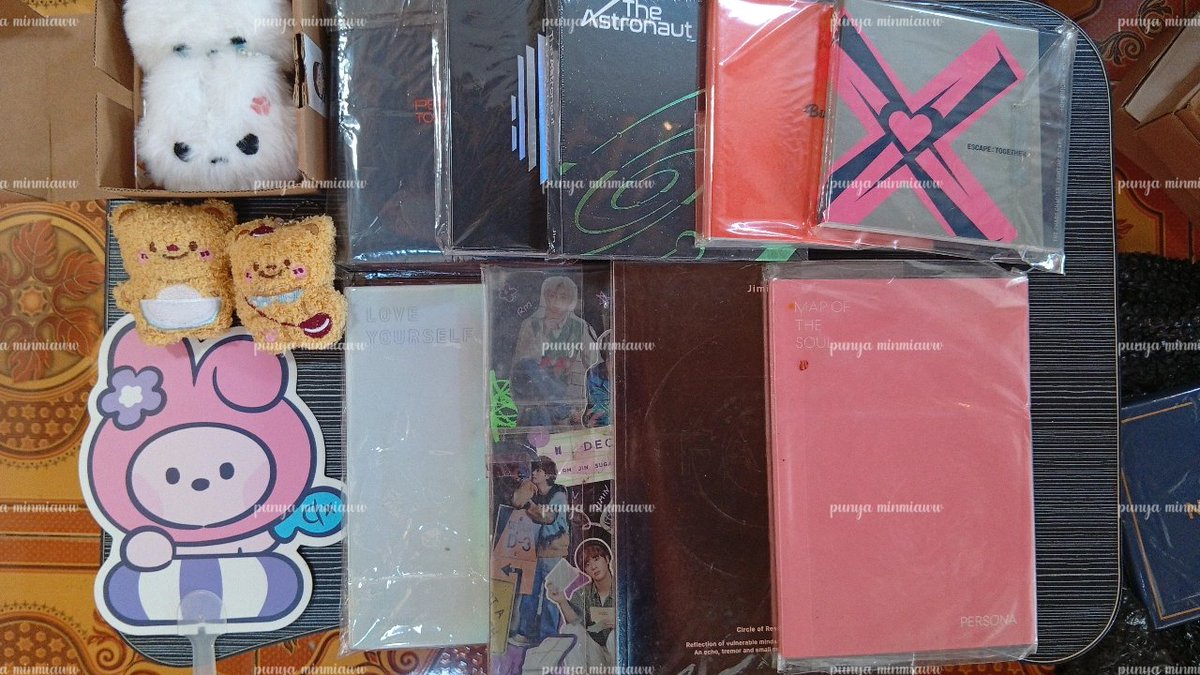 minmiawww's tweet photo. Help RT are appreciated💐🌷💗

WTS/want to sell aab BTS
Hyyy guysss, adakahhhh yang berminat untuk adopsiii my nyimut-nyimutkuuh

Untuk price DM ajaaaa yaaa, aku send listnya (boleh nego, tapi jangan sadis hiksss)
 
#zonauang #zonajajan https://t.co/wvOUEHS1y8