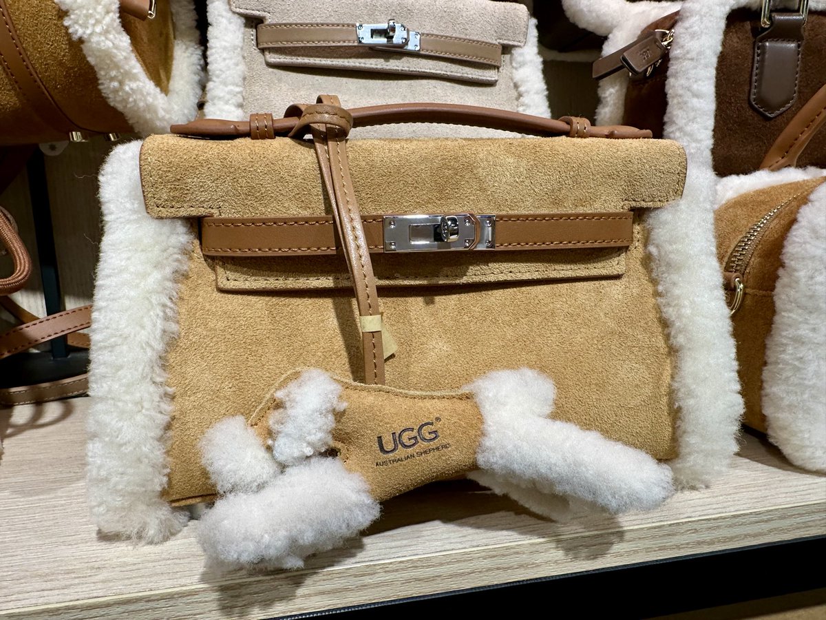 Kupi___puuU's tweet photo. こ、これは…いいんですか🐶👜
さすがに🍊過ぎる https://t.co/zGdWQ8FyI9