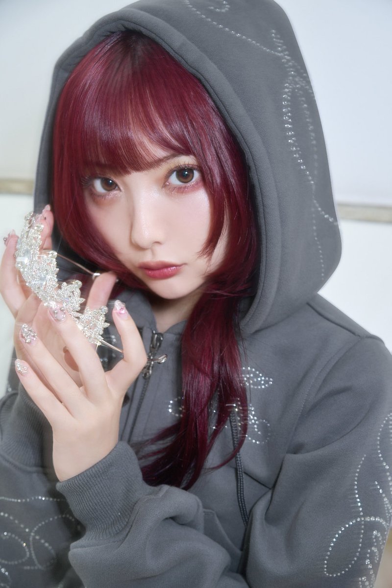 michellMacar0n's tweet photo. ⠀ 
⠀⠀⠀⠀⠀🥀 𝐌𝐀𝐈𝐍 𝐕𝐈𝐒𝐔𝐀𝐋🥀
⠀
⠀藍染カレンちゃん( @aizome_karen ) に
⠀ガルフィー×michellMacaronコラボの
⠀ モデルを務めていただきました🐶♥️ https://t.co/nL14iJeriZ