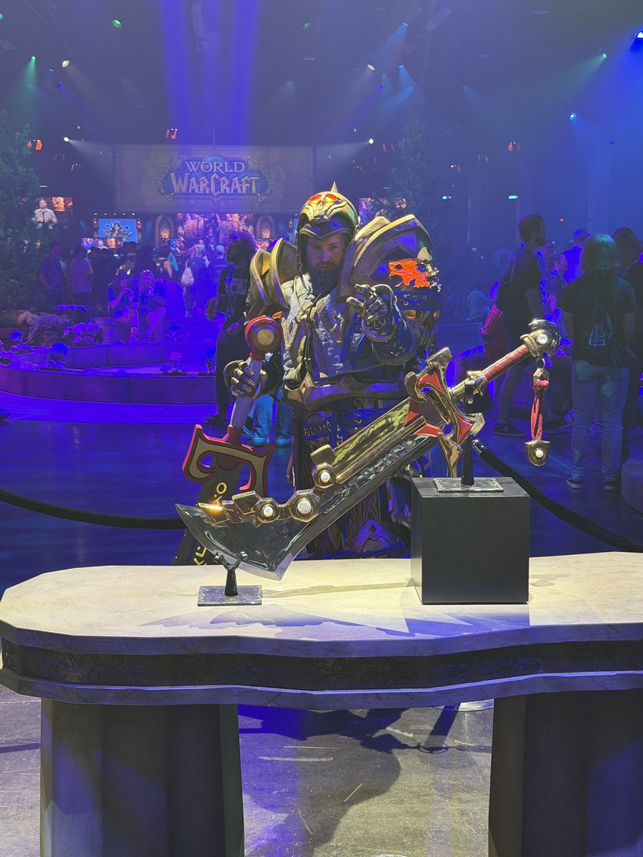 Zalkegeroth's tweet photo. @QuestTheLine didn’t have a chance to run into you but here’s a photo from Blizzcon! Hope you enjoy! https://t.co/FRrNJAWu10