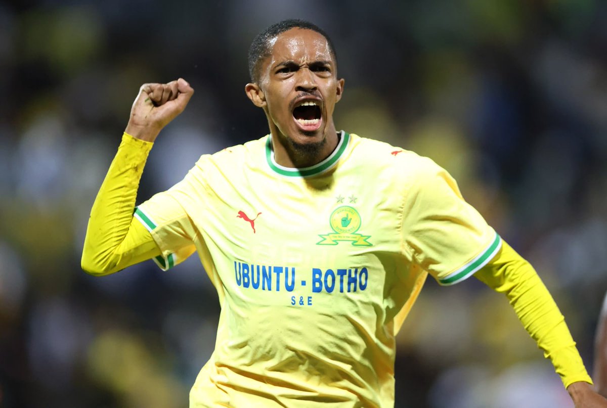 Masandawana's tweet photo. The fight continues! We turn the page and keep building towards the next one 💪

#Sundowns #BetwayPrem #NeverStopRising https://t.co/Mf2Me05Pax