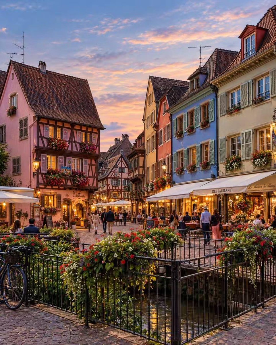 naturebeauty760's tweet photo. Colmar, Alsace, France 🇫🇷 https://t.co/QSREOcIJaY