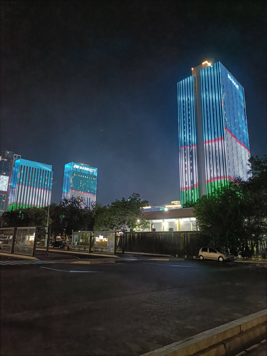 luminolcats's tweet photo. カザフスタン/ウズベキスタン７日目

https://t.co/PrRNz3gnhh

#海外旅行 #一人旅 #バックパッカー #世界一周 #カザフスタン #ウズベキスタン #サマルカンド #タシケント #サッカー #パフタコール https://t.co/IOMfvsRl9c