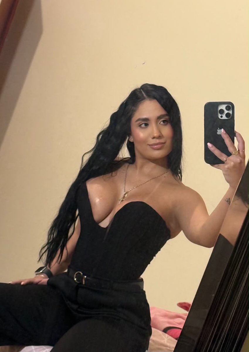 Samytorres222's tweet photo. Rty y me gustas
# Queretaro 
Linda noche 🥰🥰 https://t.co/e7NxSpLvRG