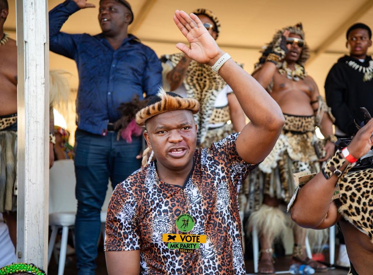 MkhontoweSizwex's tweet photo. uMkhonto weSizwe Party leadership joined the nation in celebrating Umkhosi woMhlanga, with the Chief Whip, Qiniso MPs and MPLs, alongside other members of the leadership, in attendance.
The celebration honours culture, tradition.
#UmkhosiWomhlanga #MKParty #MasibuyeleBantwini https://t.co/Ud0rFZJ9eU