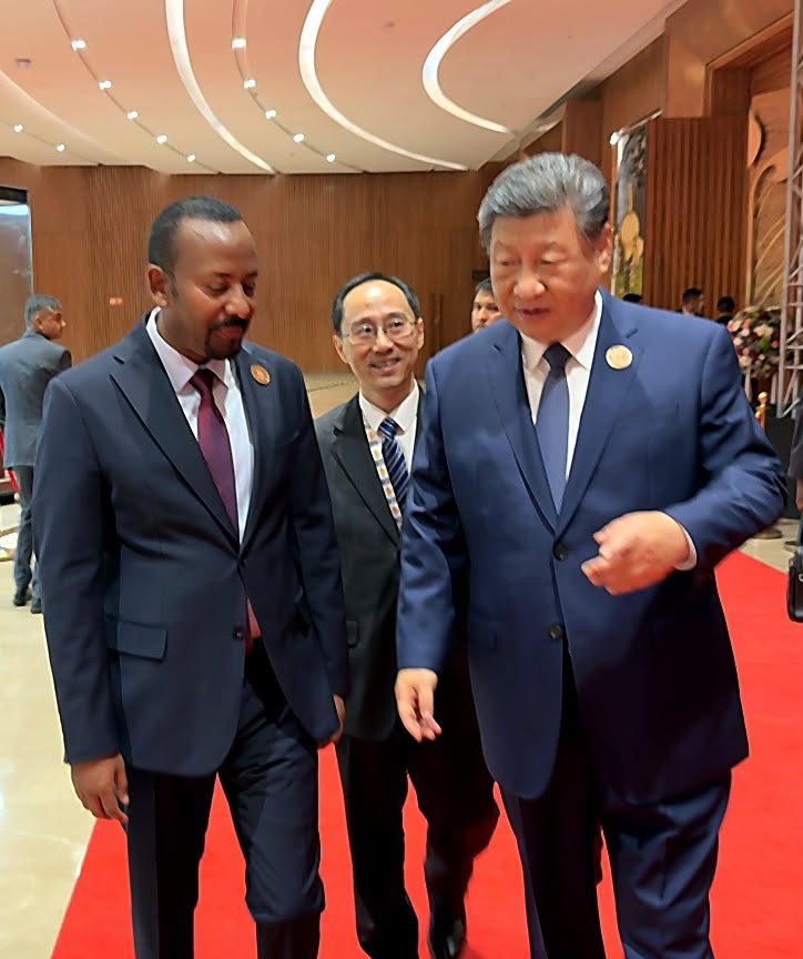AbiyAhmedAli's tweet photo. Conversations with China’s President Xi Jinping on the sidelines of the BRICS Summit.

🇪🇹 🇨🇳 https://t.co/iTCsW2OadO