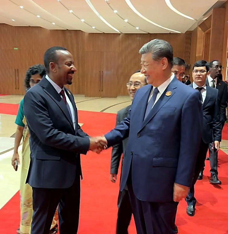 AbiyAhmedAli's tweet photo. Conversations with China’s President Xi Jinping on the sidelines of the BRICS Summit.

🇪🇹 🇨🇳 https://t.co/iTCsW2OadO
