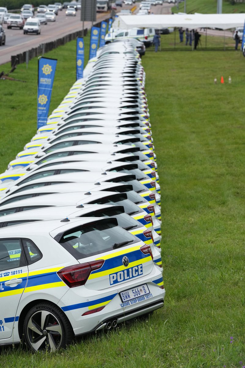 AfricaFirsts's tweet photo. South Africa 🇿🇦 donated state-of-the-art vehicles to the South African Police Service (SAPS) for improved patrol visibility, faster emergency response, and protecting communities in 2025. https://t.co/UdCcHx7Ncw