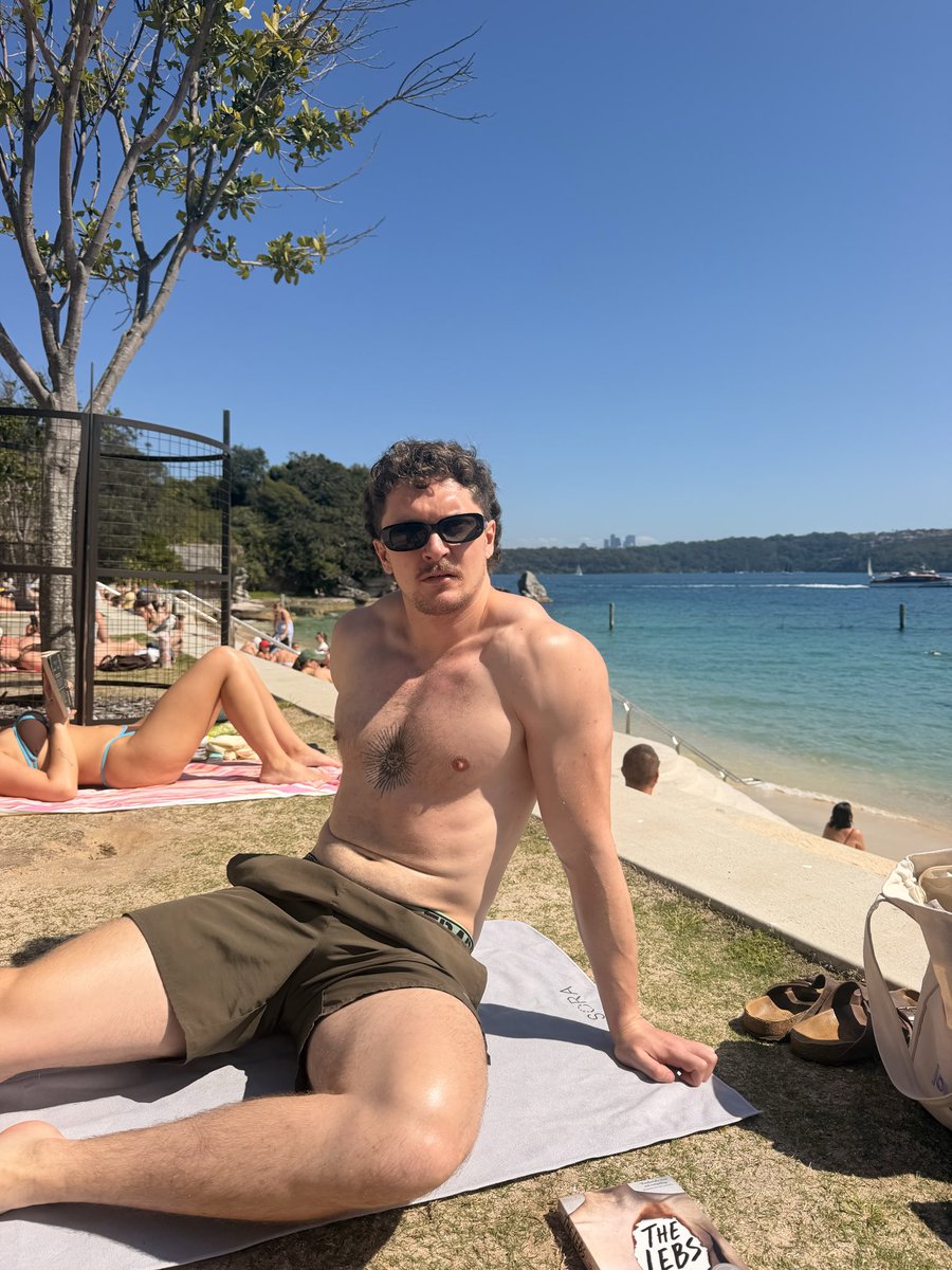 jrdheath's tweet photo. Day for it 🏖️ https://t.co/sTZzKlUVUa