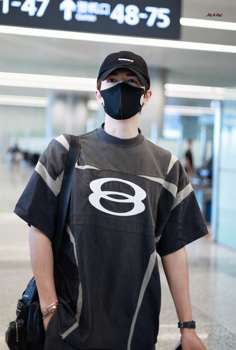 PitAPat1020's tweet photo. 260913 SHA🛫

@patrick_pppat

#PatrickFinkler #Patrick
#แพทริค #เจ้าปลาดาว
#尹浩宇 #Patrick尹浩宇 https://t.co/ZMRnWGvKwT