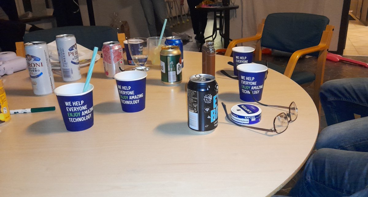 SwedishGamester's tweet photo. You know it's been a great #party when you get #home and fall asleep in the sofa until the #EarlyHours in the #morning, and still feeling #drunk! 😅 https://t.co/iKMtG7BkU2