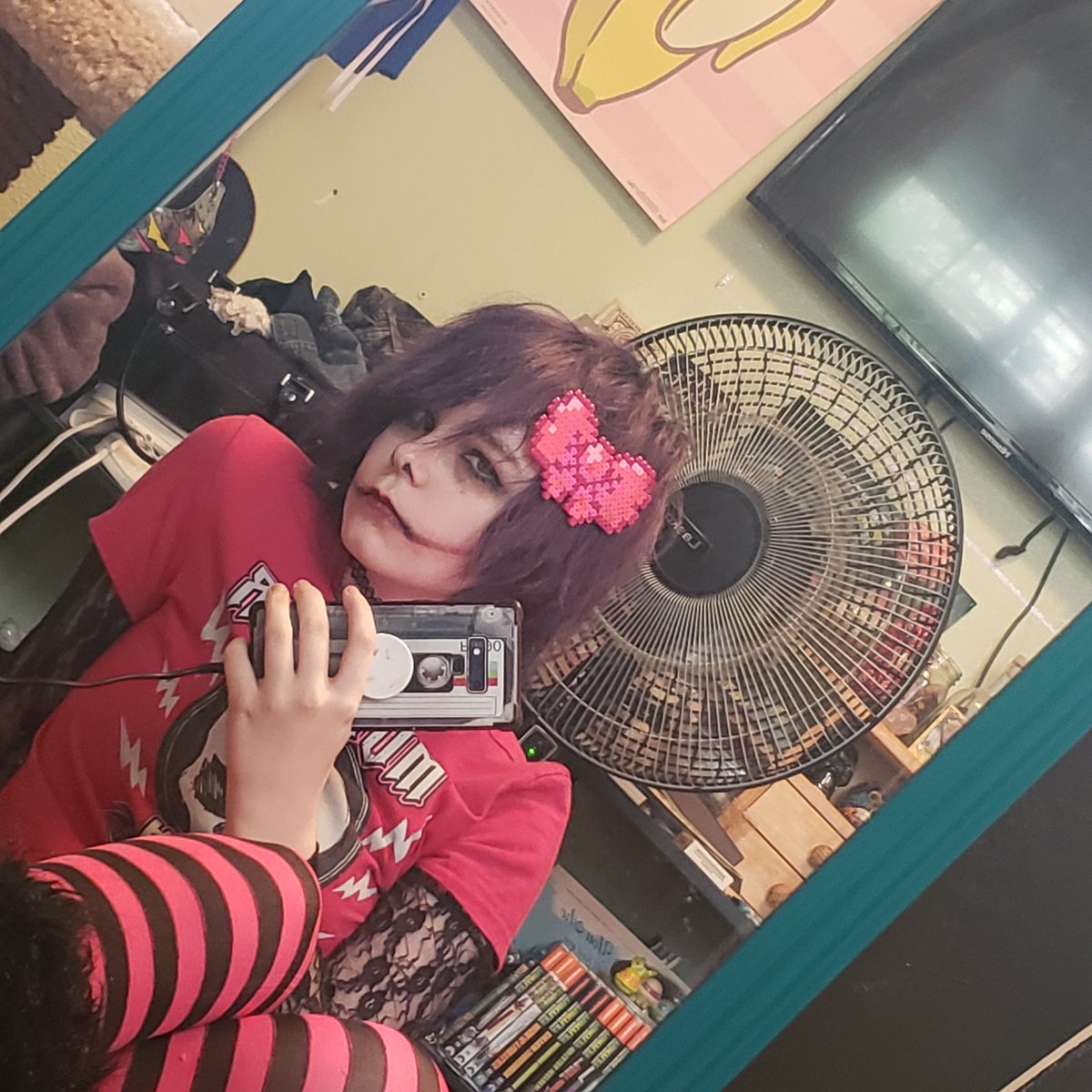Lolipuppizz's tweet photo. DAY 2 of rcc! 🩶🩶 ヾ(˶ᵔ ᗜ ᵔ˶) https://t.co/8U9ugsFLLx