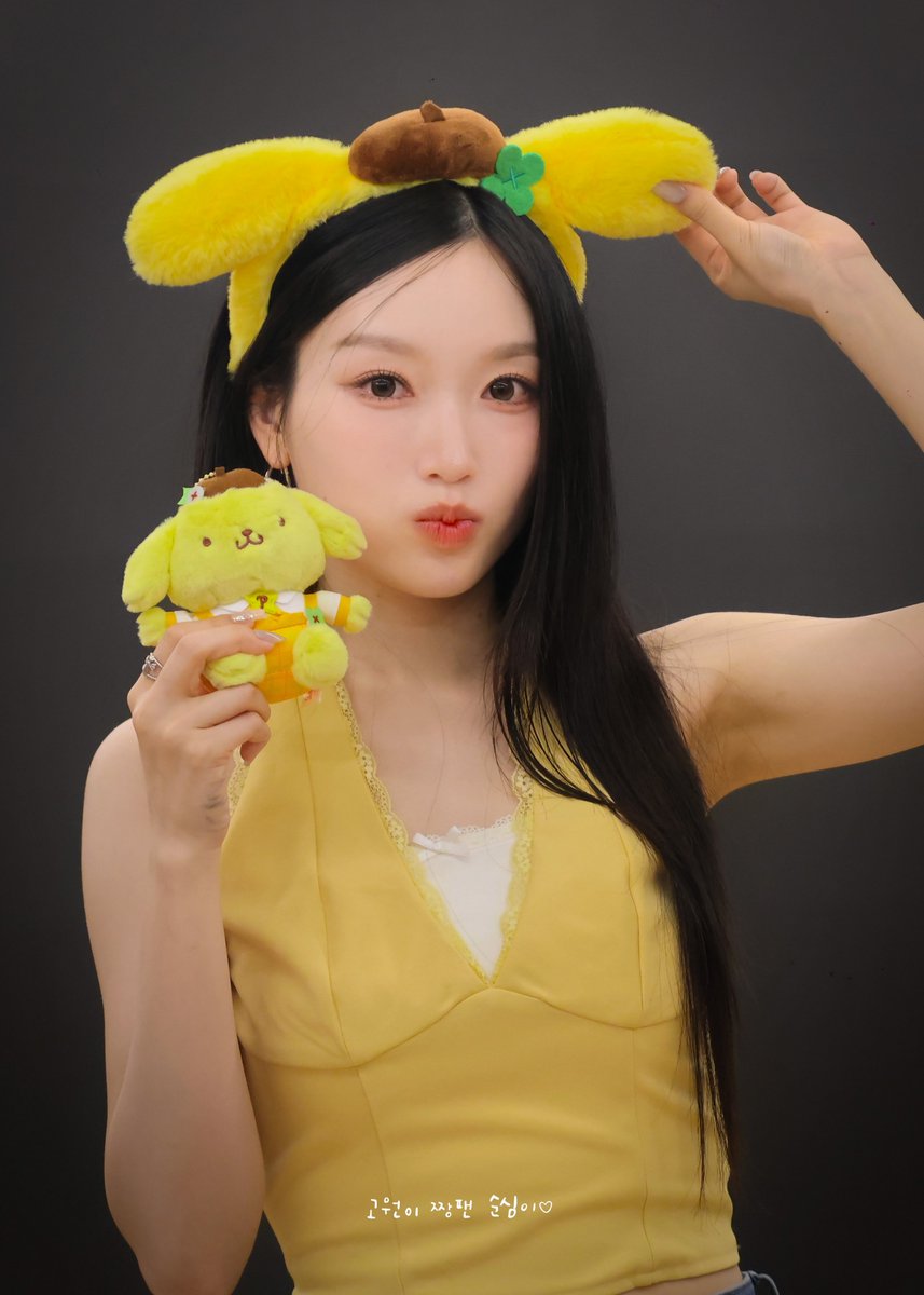 soonsime_'s tweet photo. 260912 #고원 #GOWON
노란색이 너무 잘 어울려서 감동받음 ... https://t.co/A5N8CId3FU