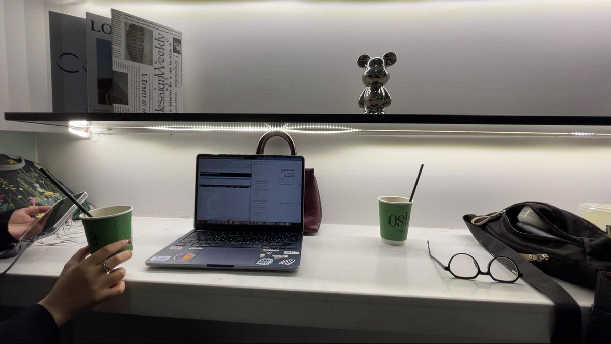 BX702X's tweet photo. دوامي الثاني ملاحقني حتى بالجامعة
عن اي احتراق اتحدث https://t.co/6jeItydxzA