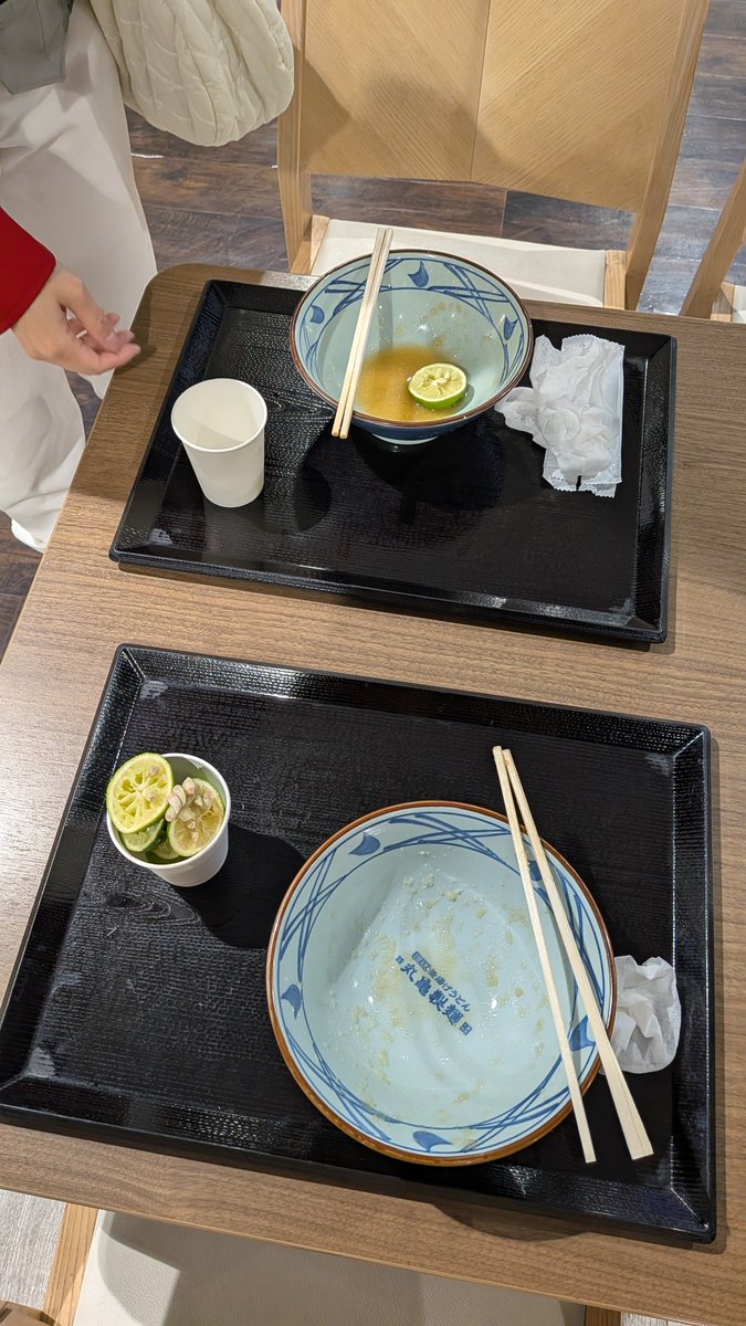 IPPAMZINN_COS's tweet photo. よなちゃんからすだち奪っちゃうんだなぁこれが！！！
さっぱりさせようぜ！！！(完食)
#シンサツコス4
#他人の金ですだちうどん甘えちゃうんだなぁこれがぁナラティブ組体操欠員併せ https://t.co/YYRLxckF4c