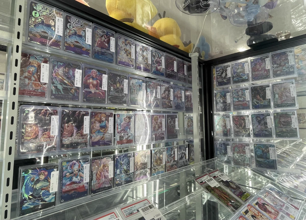 トレカ屋JINstudio в X: „High-End Section at Opening We have a wide