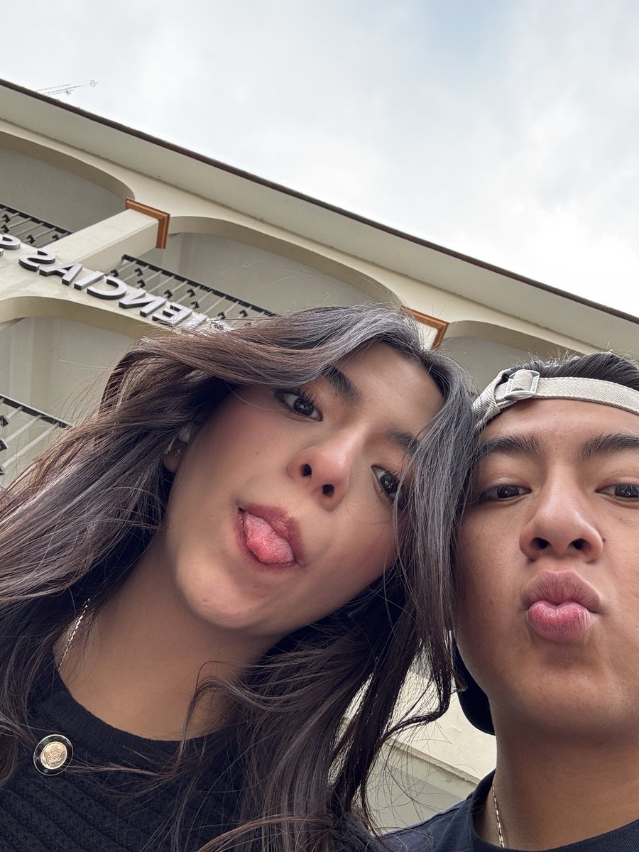 Edrey71444300's tweet photo. Te amo mujer ❤️ https://t.co/jWpjpfuhtX