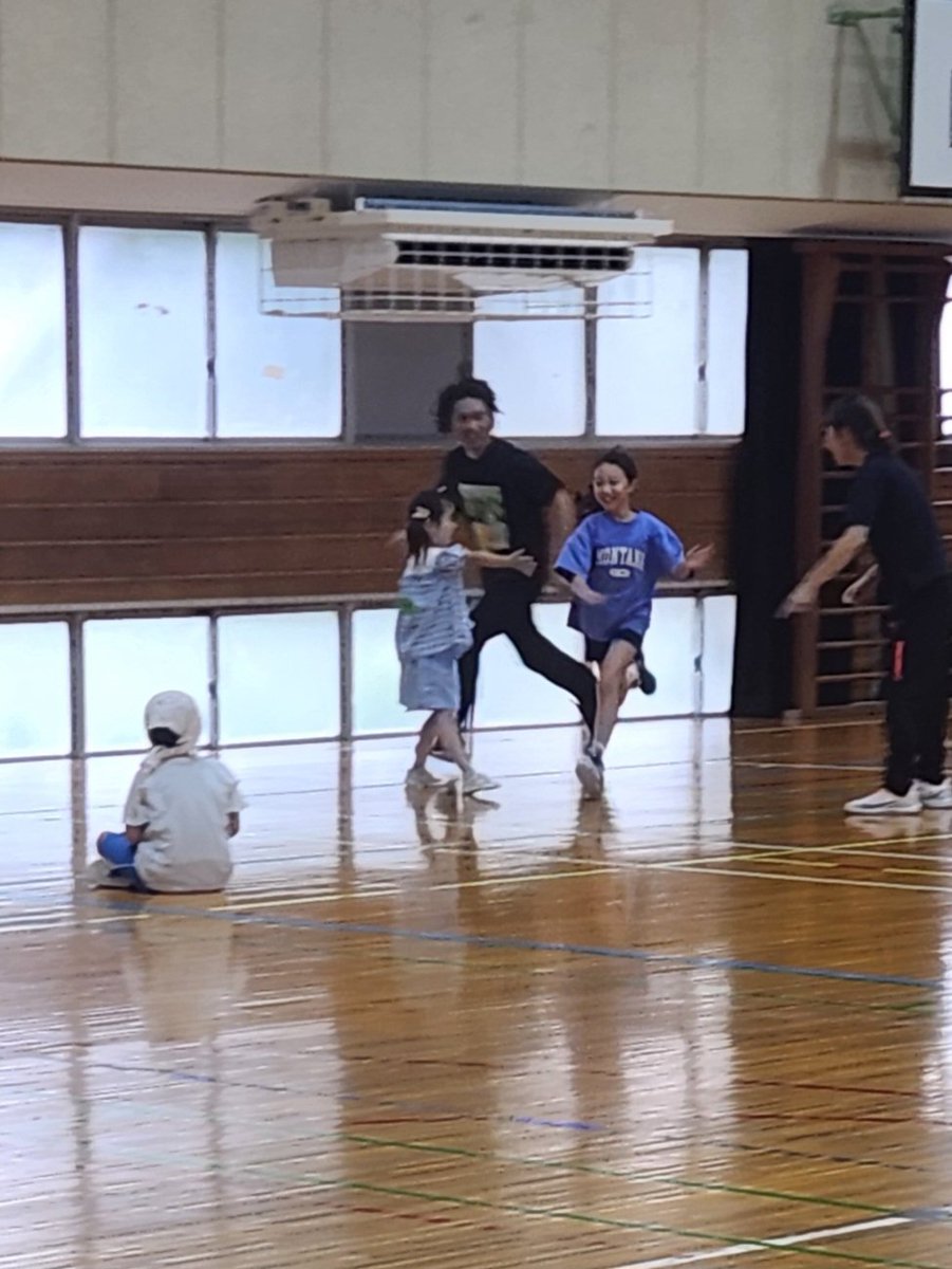 aGthxZz5NH44446's tweet photo. 運動会直前!🏁cococaraの熱気が
ヤバい🔥ゾンビから必死に逃げる
子どもたちをキャッチ📸💨
楽しみながら体幹も瞬発力も
爆上がりです!✨
#cococara #ゾンビから逃げろ
#全力疾走 #習い事
#伊勢崎 https://t.co/DHm9nAyWiW