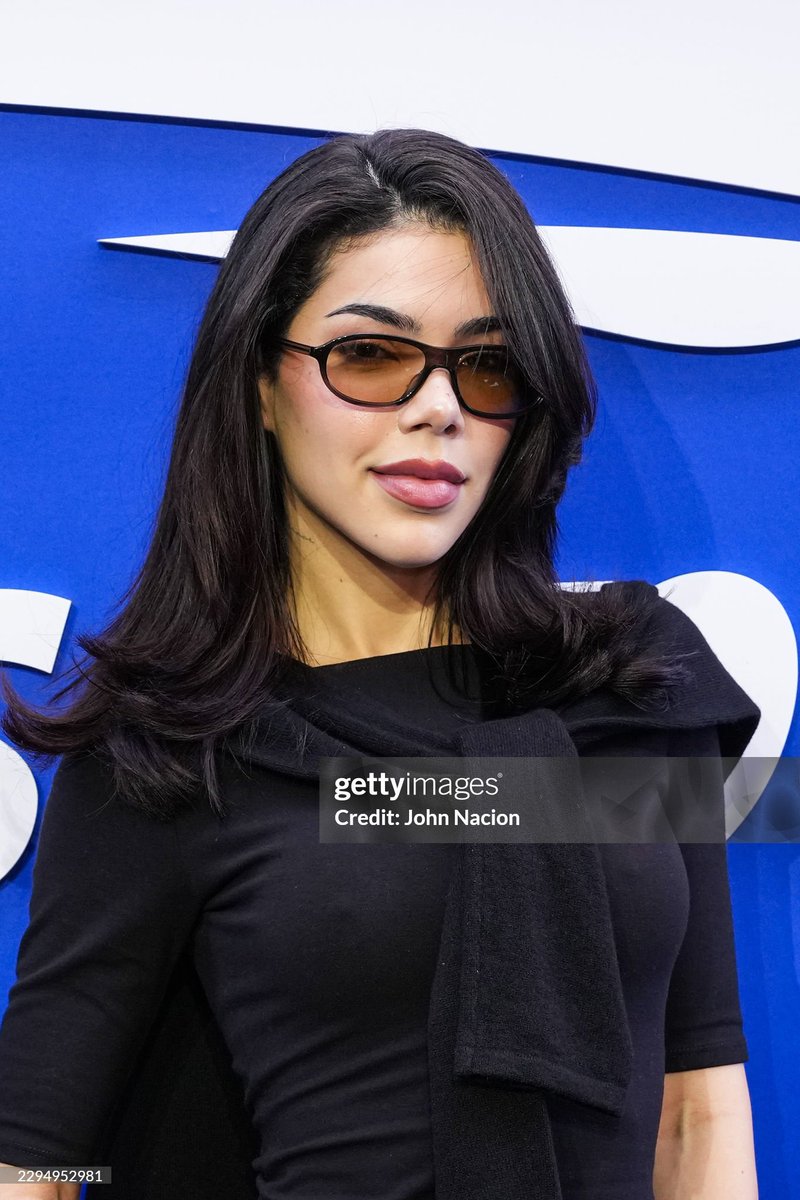 TheePopCore's tweet photo. Mexican star Kenia OS turns heads at the US Open earlier today. https://t.co/YegGd9nsK5