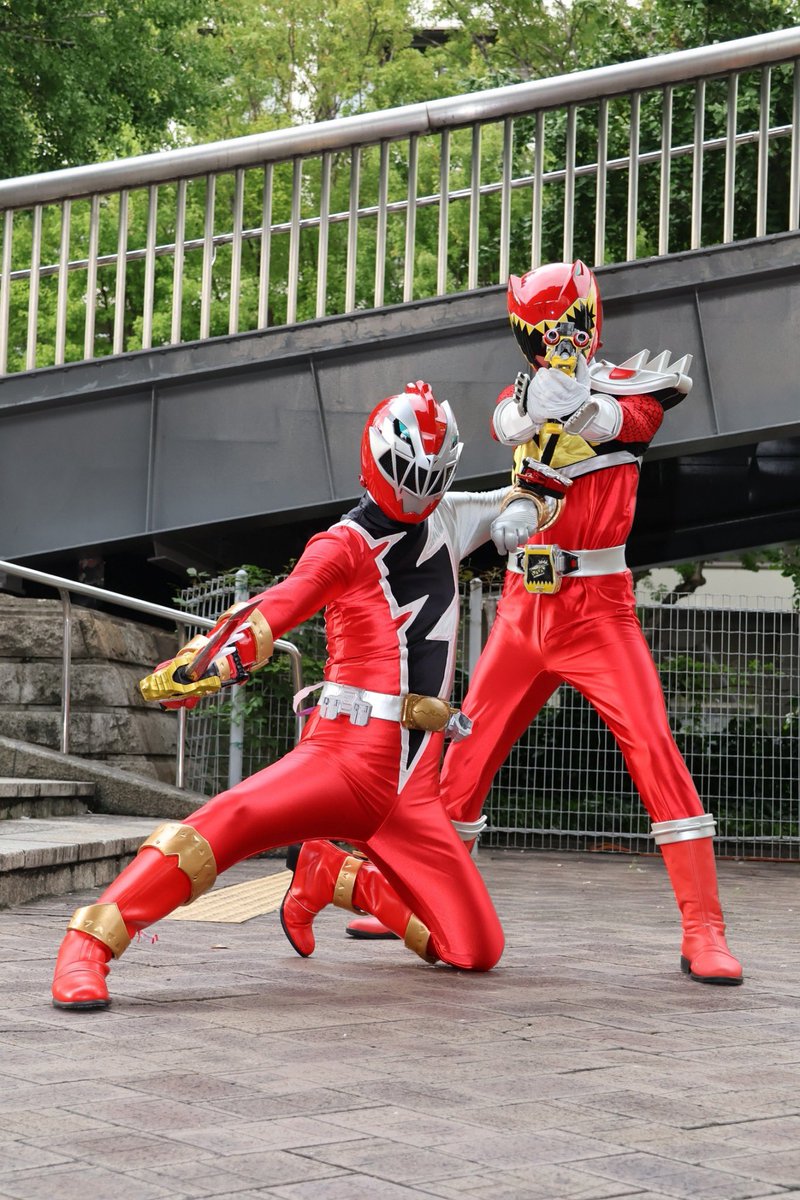 yuutarou_cos's tweet photo. 🔴× 🔴
@kai003001 
📸@ten_sky_high https://t.co/XcDTxAD0G4