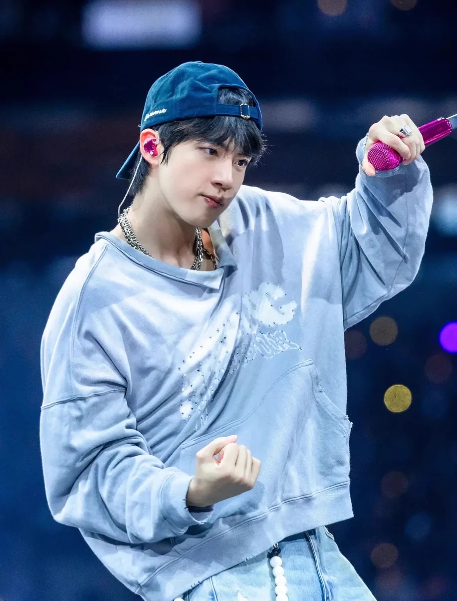 BTS Charts & News on X: 