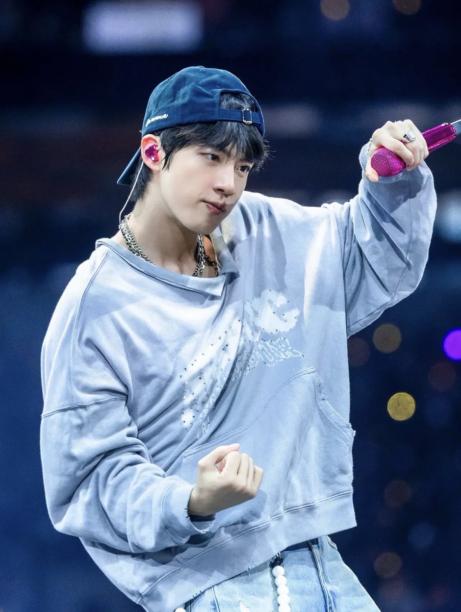 SEOKJINFR's tweet photo. Jin on Instagram (26.09.13) 1/3

No caption

#방탄소년단진 #진 #JIN #BTSJIN https://t.co/MYPAAtgZ4f