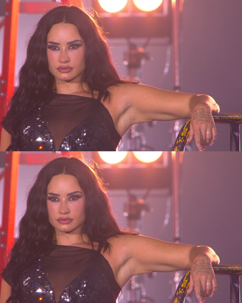 archivefordemi's tweet photo. DEMI LOVATO. https://t.co/Oz64u6YzTR