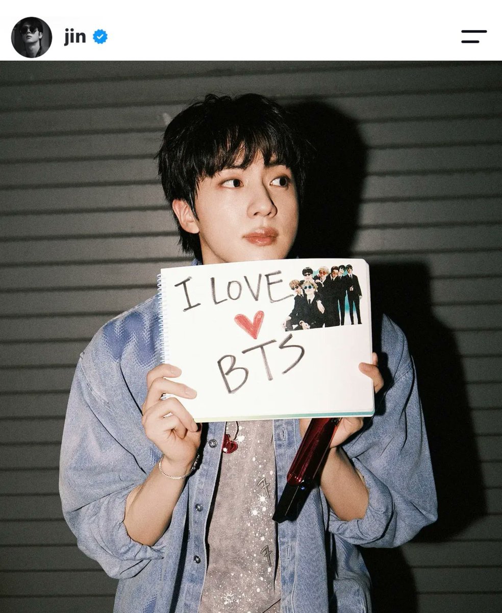 _sgminseven's tweet photo. JIN SAID OT7 FOR LIFE 💜 https://t.co/ESNfmzhHRW