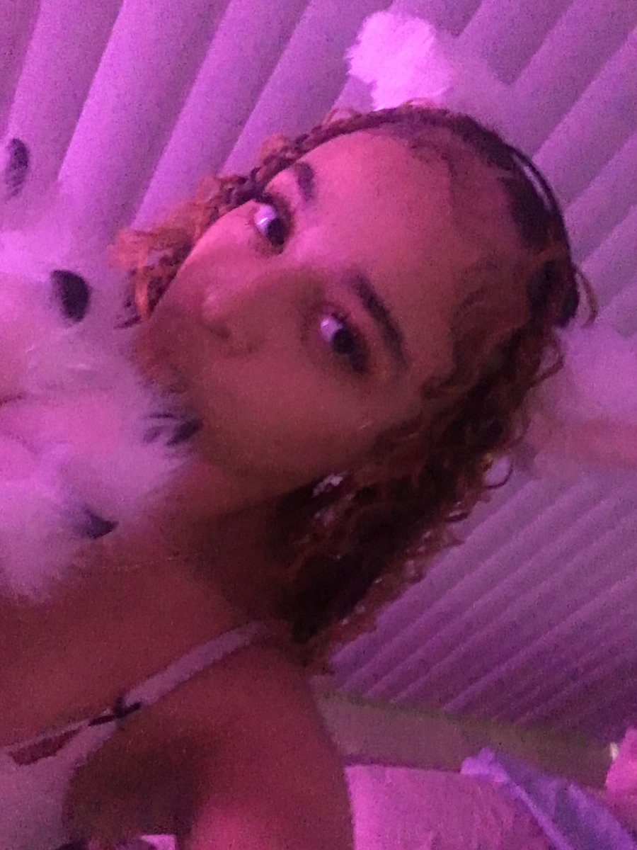 AngelizRodrigu9's tweet photo. did my hair #catgirl https://t.co/1yJz6yiA0R