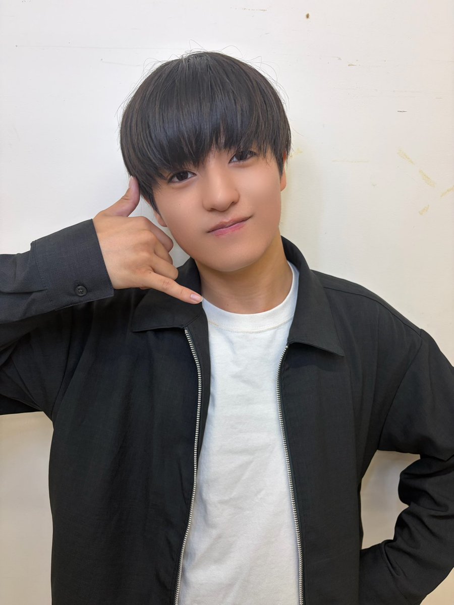 iiondo_official's tweet photo. /／
 📣リリースイベント特典会情報
\＼

本日の撮影ポーズをお知らせします！

📍ららぽーと横浜　セントラルガーデンKiLaLa

📸グループ撮影会・グループ&グループ撮影会
あったかくてポカポカして♨️

📸2ショット撮影会
A iiONDOポーズ👍
B ビックハート
C でんわ☎️

#iiONDO
#はつ恋ONDOの夏が来た
#EBiDAN
