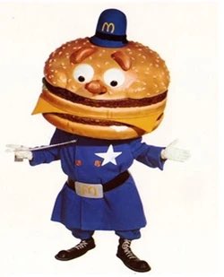 ronldmcdonldfan's tweet photo. officer big mac: racist https://t.co/l8hdyPh3gV