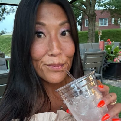 therealpammyz's tweet photo. #NewProfilePic https://t.co/ivky2yau8q