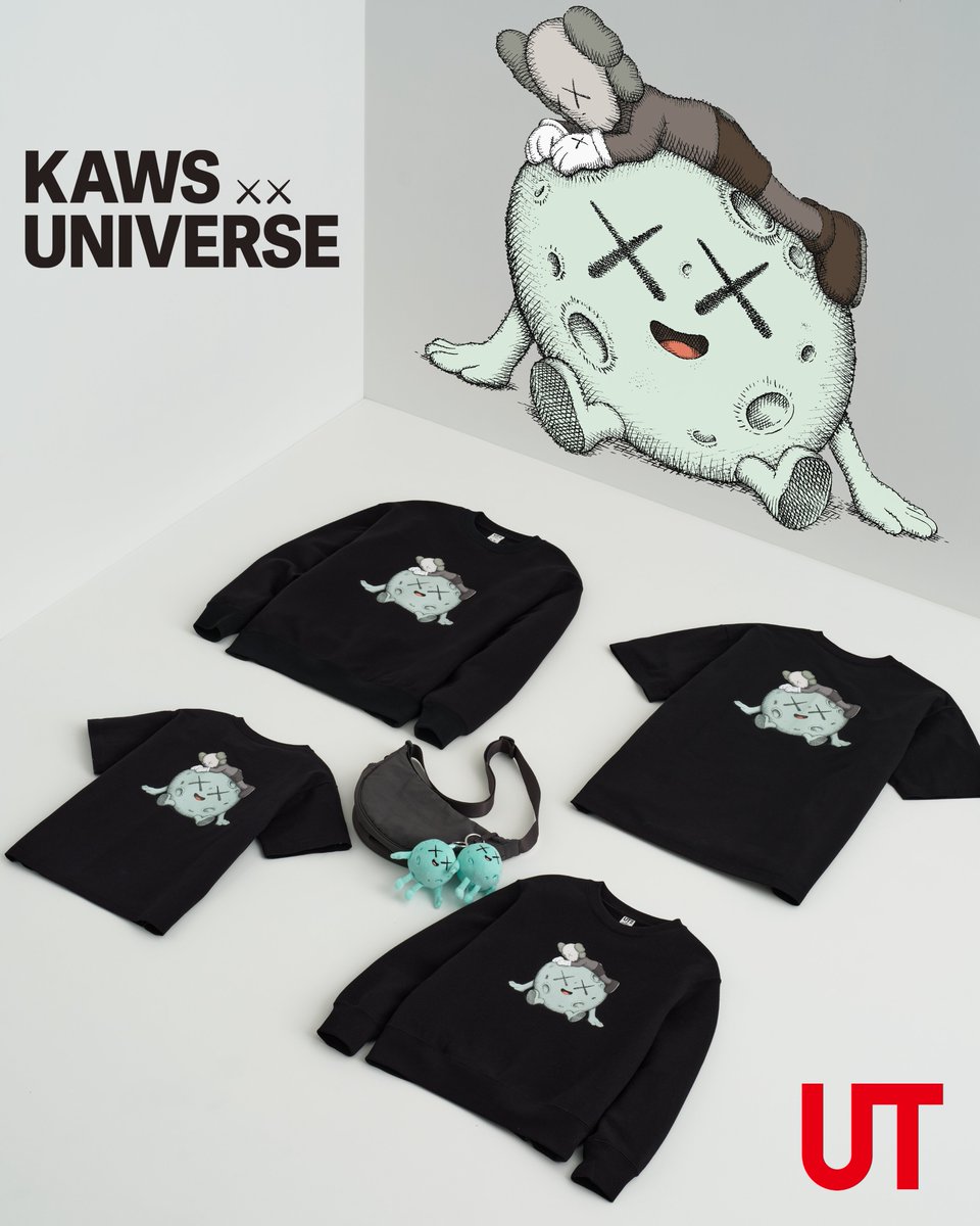 UNIQLO_JP's tweet photo. いよいよ���日9/14(月)販売開始！
KAWS UNIVERSE
￣￣￣￣￣￣￣￣
KAWSが描く「地球」・「月」・「太陽」とコンパニオンが並び、遊び心ある色使いと印象的な線画で、あたたかさとつながりを表現。
MENとKIDSのTシャツとスウェット、チャームが登場！
https://t.co/nleqXKOxBF
・UT・スウェットシャツは、おひとり様1商品1色柄につき2点までの販売とさせていただきます。
・チャームは、おひとり様1商品1色柄につき1点までの販売とさせていただきます。
・人気商品につき、ORDER & PICKおよび店舗在庫検索は対象外とさせていただきます。