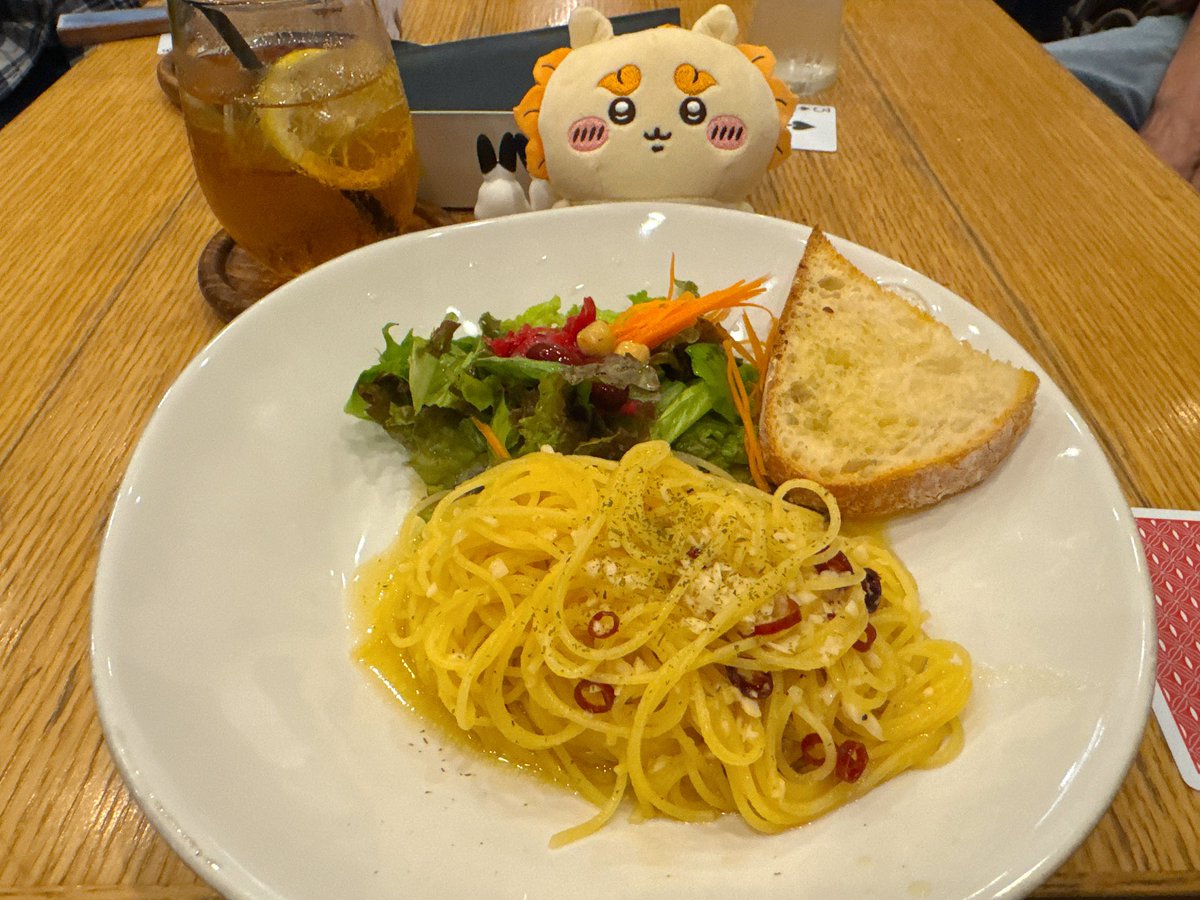 uc_24s2's tweet photo. 2026.09.12.
" 2 DUOS stories "
@ cafetsumuri
昨日はこちらへ☕️
聴きたいなって思ってた曲沢山聴けたし、tsumuriさんのごはんは美味しくて、大満足🙂↕️💕
幸せいっぱい☺️💭
新しいグッズたちも買えて嬉しい✌🏻
このトート使ってライブ行くのが楽しみだっ😗
#COCOA #imim https://t.co/dbBdE4m3Vl
