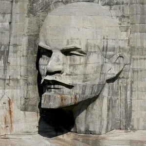 RTSG_Main's tweet photo. LENIN IS IMMORTAL! https://t.co/yAPwfGFMly
