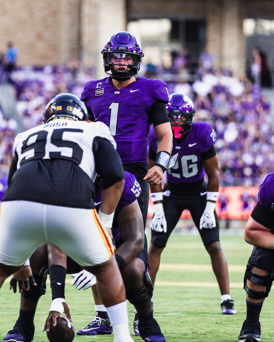 TCUStatsInfo's tweet photo. Since 1995, only 5 @TCUFootball quarterbacks have...

» Thrown for 350+ yards
» Thrown for 4+ TDs
» on fewer than 35 attempts

Craig joins Max Duggan, Kenny Hill, Trevone Boykin, and Brandon Hassell https://t.co/MHvZ1Flb07
