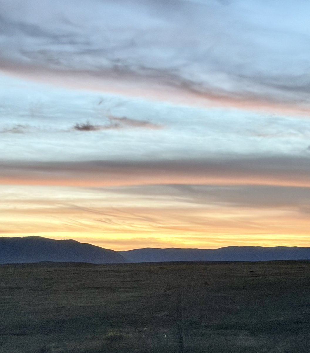 WYO_Dan1112's tweet photo. It sure is great to live beneath these western skies. https://t.co/lxxpHpPbaU