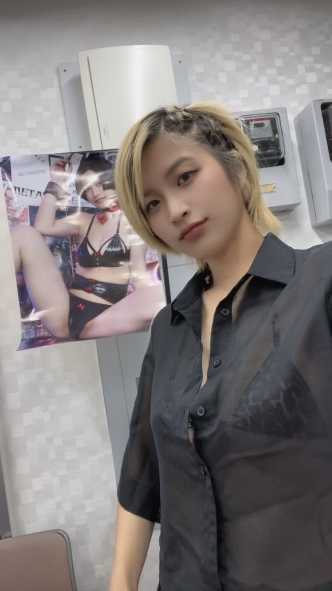 Tozuka_Koharu's tweet photo. この後ステージ始まるので、ブース離れてますが、ステージお越しの方はお楽しみに🥰 https://t.co/8nvrJVkbvL