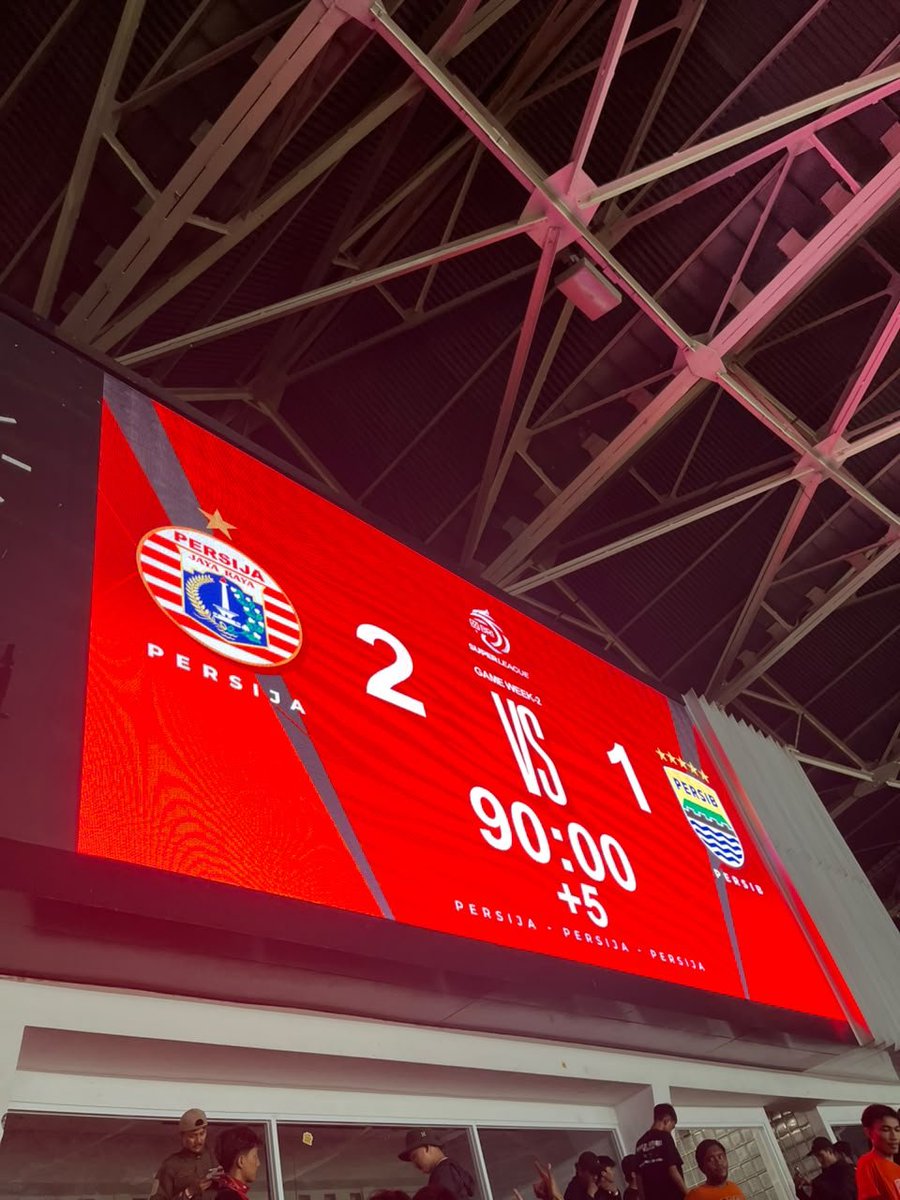 dirtyofstone's tweet photo. teras atas utara gbk🔴
+3 against prsb https://t.co/dRzKnm4u9i