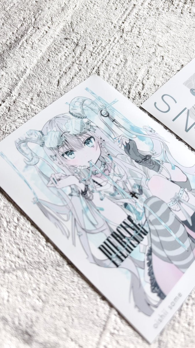 amii_tcg's tweet photo. ✧ ɴᴇᴡ ʀᴇʟᴇᴀꜱᴇ ✧

フォロー&この投稿をRPで"2名様"に写真のスリーブをセットでプレゼント🎁

おいしいさめさん初コラボ🦈✨ 涼しげカラーのデザインスリーブが新登場です🫧

⸝⸝ ⸝⸝ ⸝⸝ ⸝⸝ ⸝⸝ ⸝⸝ ⸝⸝⸝⸝ ⸝⸝ ⸝⸝ ⸝⸝ ⸝⸝ ⸝⸝ ⸝⸝

おいしいさめコラボデザインスリーブ

👗『OOTD』
🎀『Corset piercings』

各種：
1,320円, 64枚入り, レギュラーサイズ

—————————

✦ 発売日 ✦
9/19(土) 10:00-
公式通販をはじめ、全国のお取り扱い店舗様でも発売スタート！

—————————