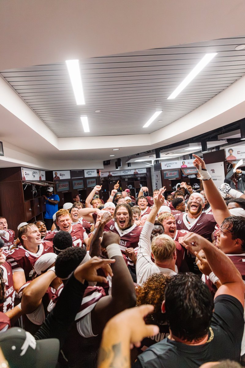EKUFootball's tweet photo. For Coach Kidd ❤️

#E2W | #MatterOfPride https://t.co/9SD2xJ8bl5