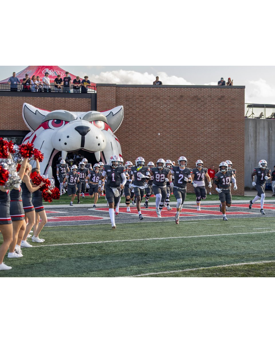 IWUWildcats's tweet photo. All Wildcats on the board 😼

@IndWesleyan_FB gets the shutout under the lights in Wildcat Stadium! 🏈

#BothAnd #TheRightWayToPlay https://t.co/rQmByA3qg7
